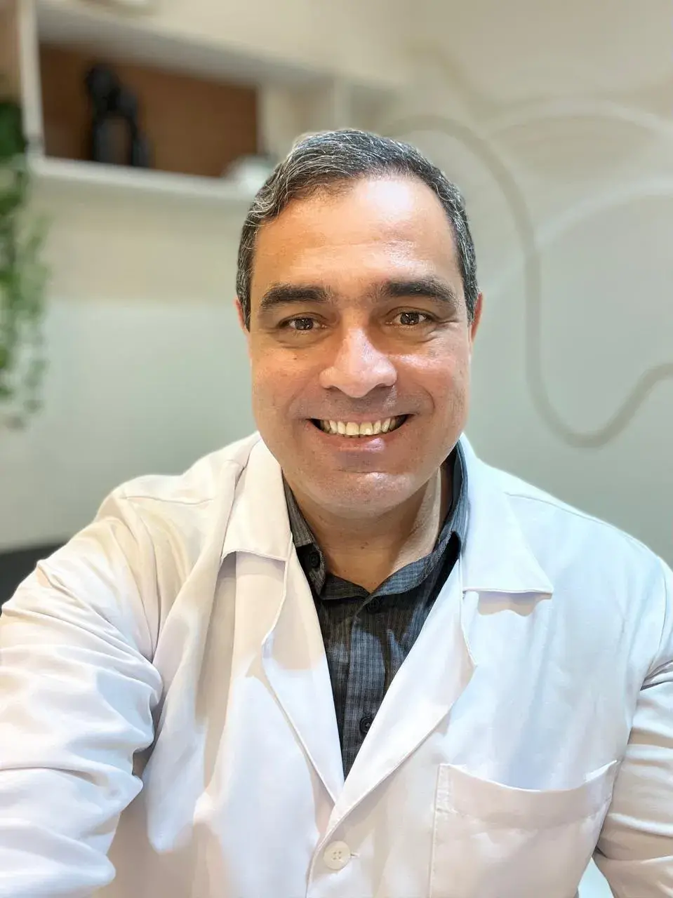 Dr. Antonio Carlos Tanner